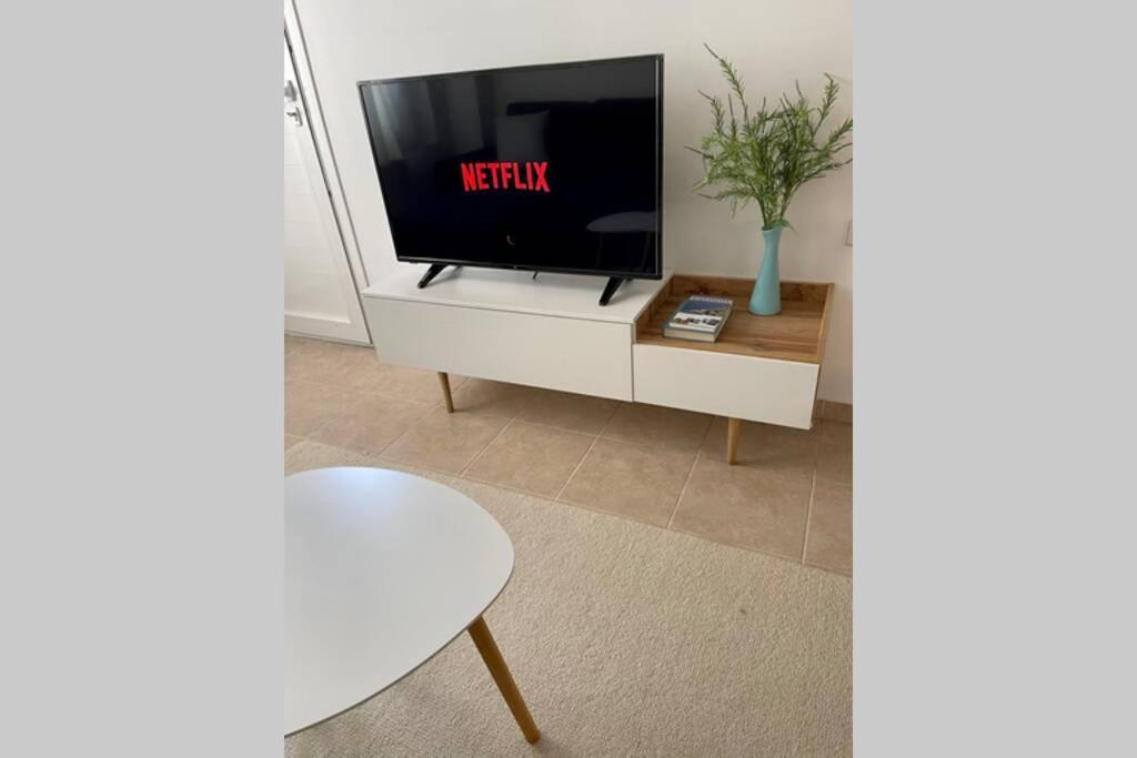 كالاماتا Attic Studio Stay المظهر الخارجي الصورة
